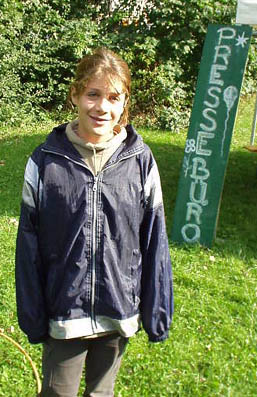 laura.jpg (49021 Byte)